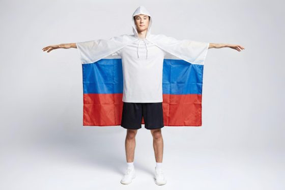 Накидка - флаг с капюшоном, с цельнокройным рукавом, без плечевых швов, (100х140 см). Полиэфирный шелк 55 гр.кв.м.